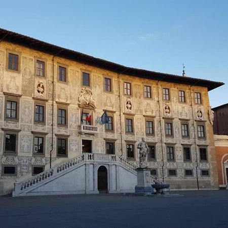 Tra Miracoli E Cavalieri Appartement Pisa Buitenkant foto